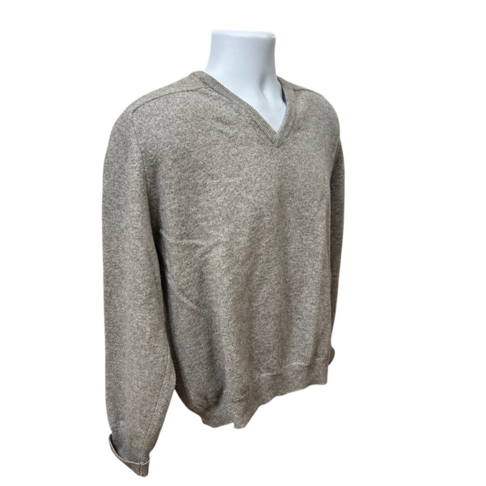Vintage BASKIN Men's Gray V-Neck Sweater 100% Australian Lambswool size Large